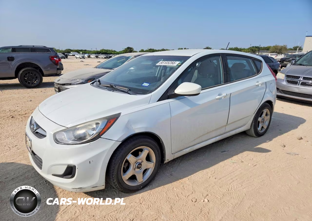 2012 Hyundai Accent Gs – zdjęcie 1 z 12