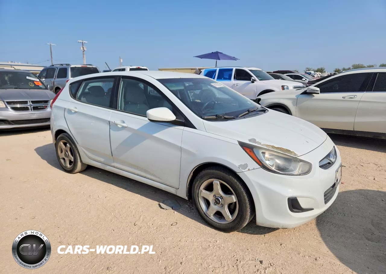2012 Hyundai Accent Gs VIN:KMHCT5AE2CU025485 - 4