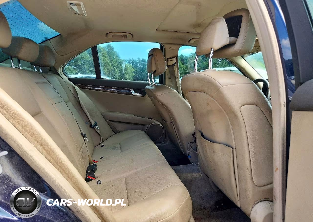 2010 Mercedes-Benz C 300 4Matic VIN:WDDGF8BB9AF475130 - 10