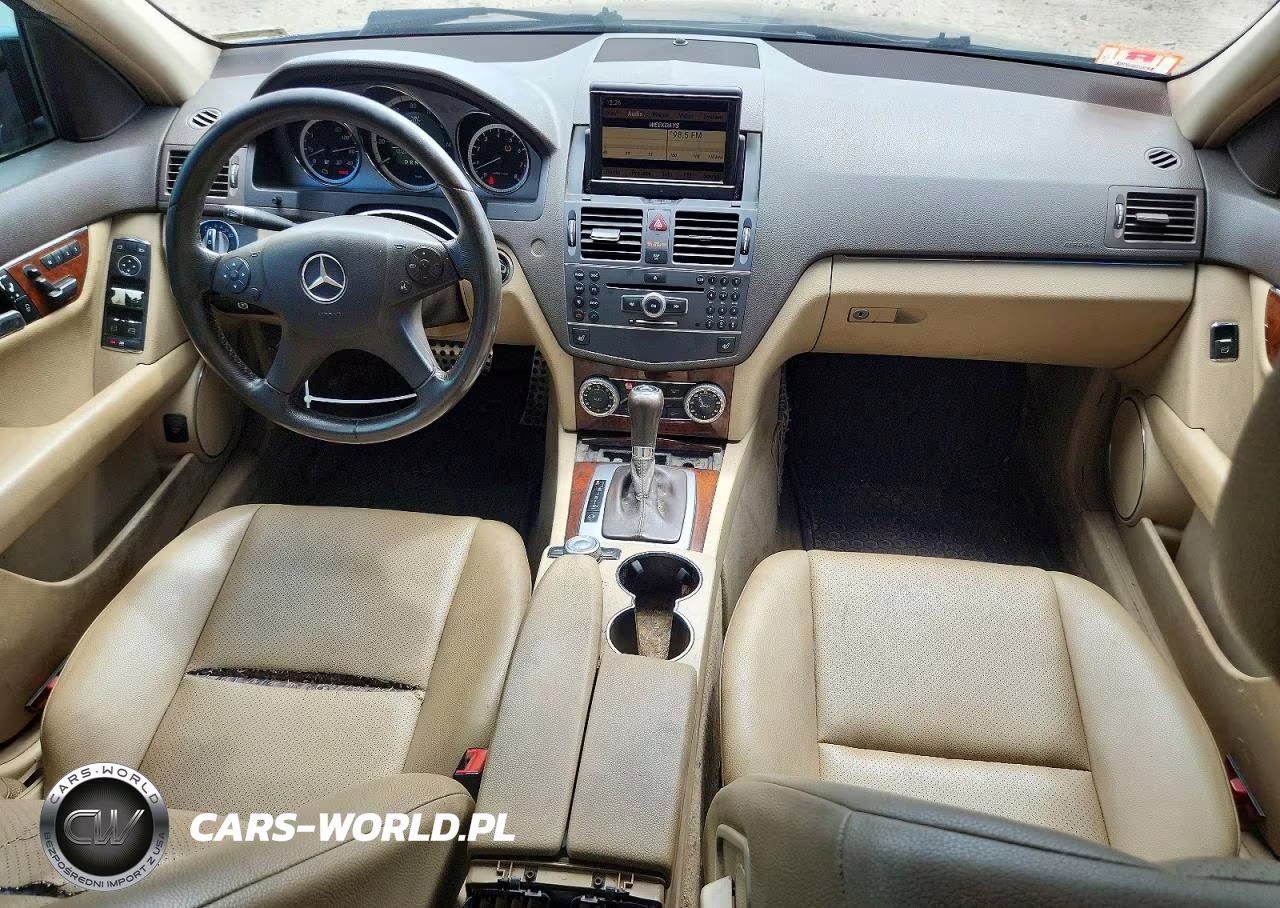 2010 Mercedes-Benz C 300 4Matic VIN:WDDGF8BB9AF475130 - 8