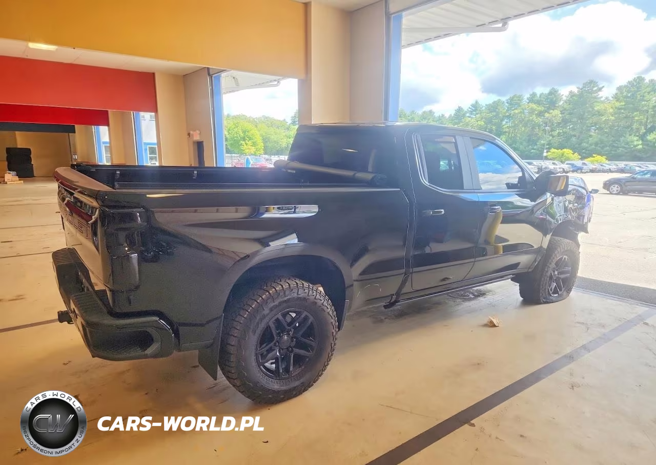 2019 Chevrolet Silverado K1500 Trail Boss Custom VIN:1GCRYCEF3KZ342586 - 3