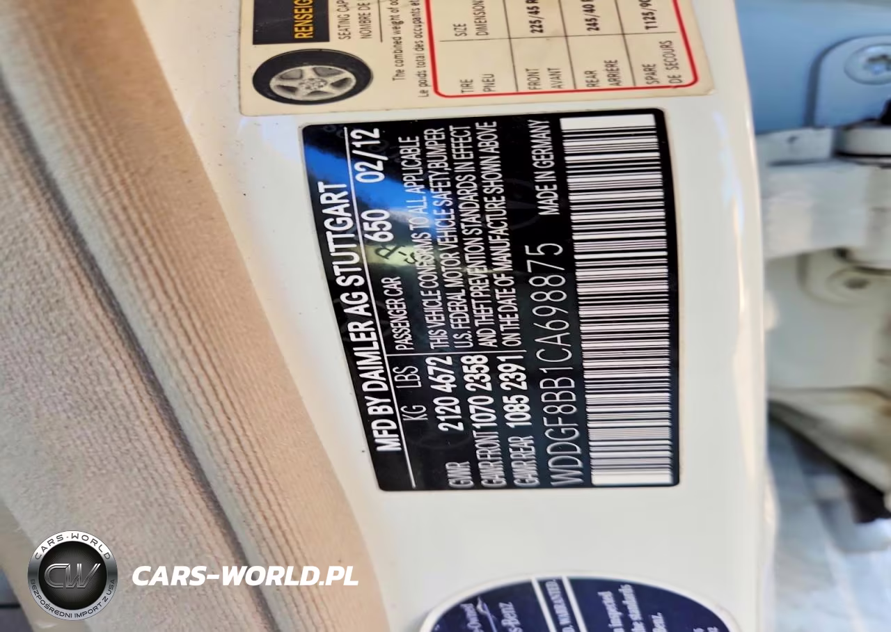 2012 Mercedes-Benz C 300 4Matic VIN:WDDGF8BB1CA698875 - 12