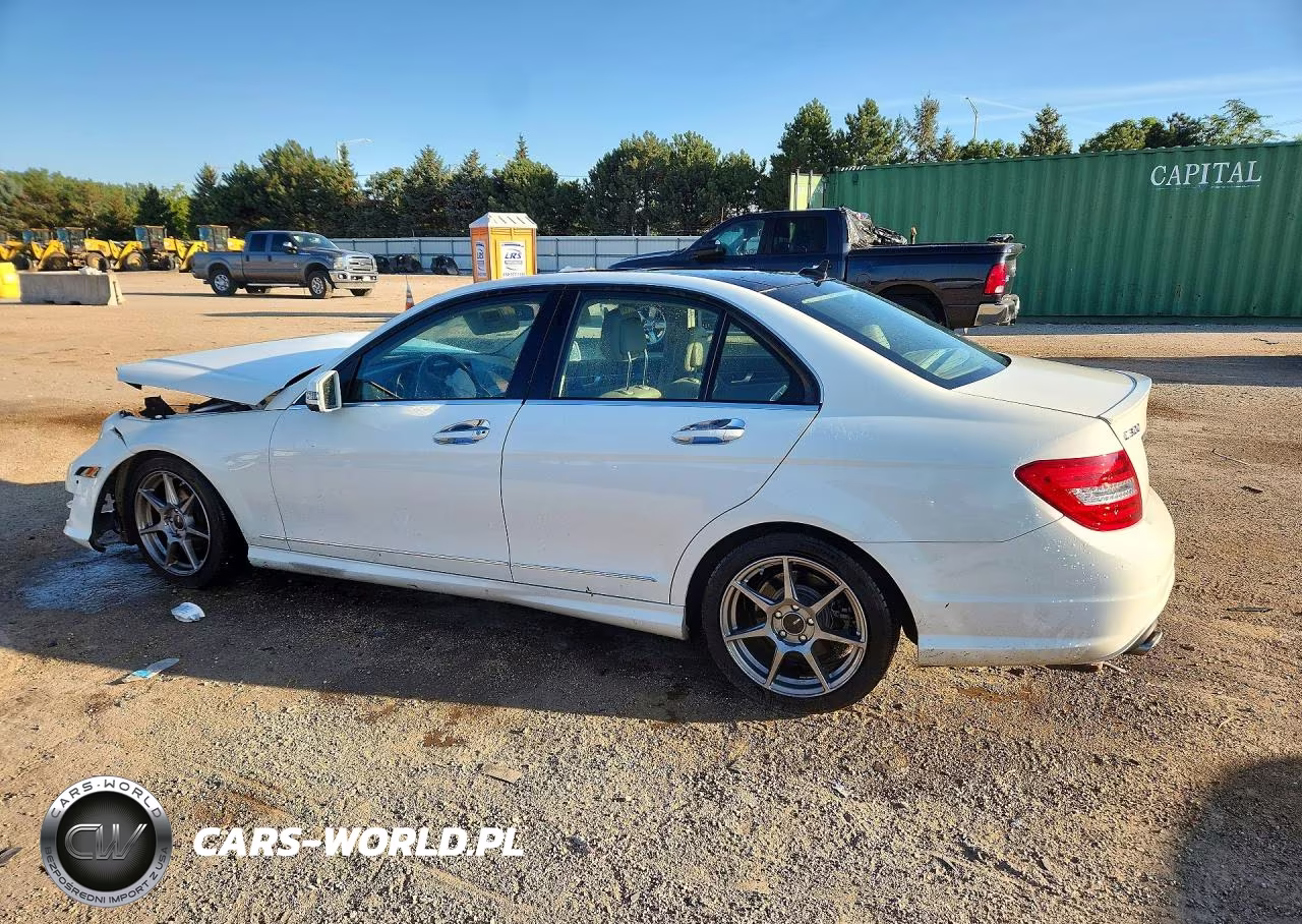 2012 Mercedes-Benz C 300 4Matic VIN:WDDGF8BB1CA698875 - 2