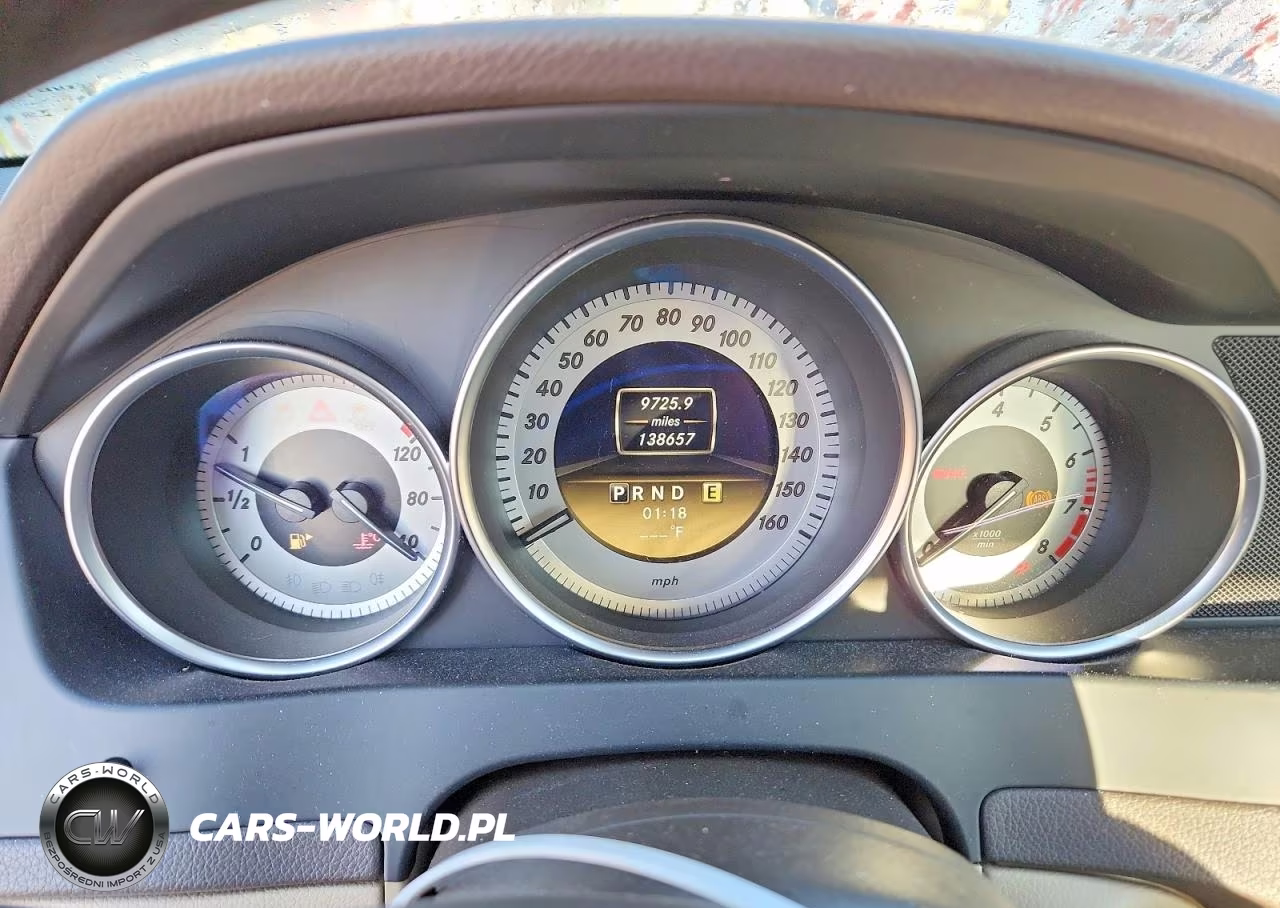 2012 Mercedes-Benz C 300 4Matic VIN:WDDGF8BB1CA698875 - 9