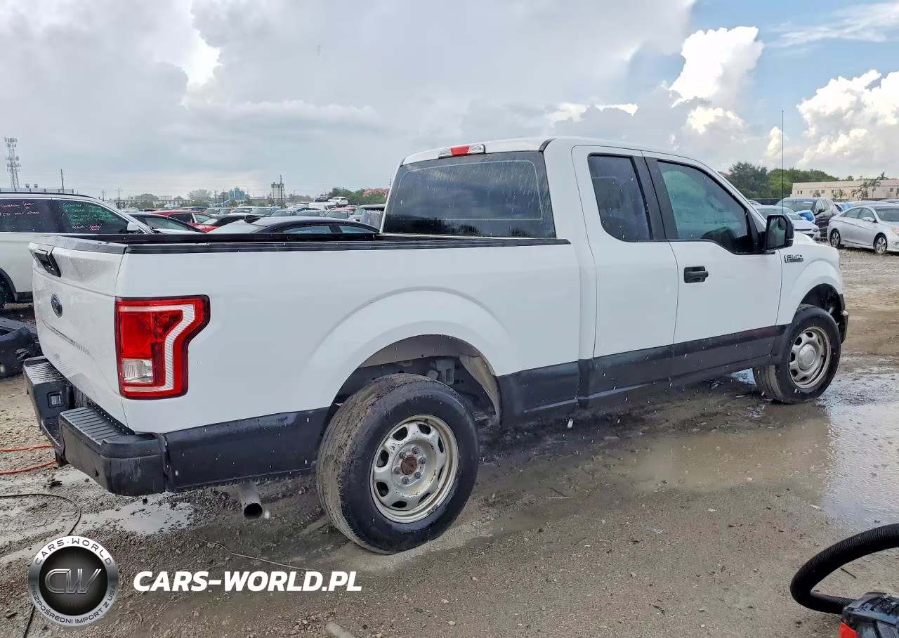 2017 Ford F150 Super Cab VIN:1FTEX1C84HFA21516 - 3
