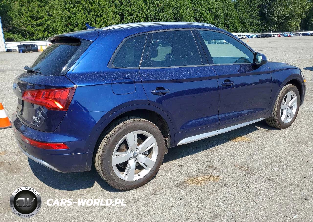 2018 Audi Q5 Premium VIN:WA1ANAFY6J2097732 - 3