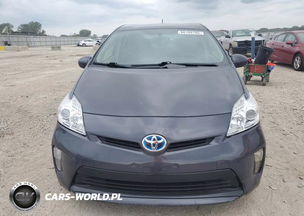 2012 Toyota Prius VIN:JTDKN3DU5C1497716 - 5