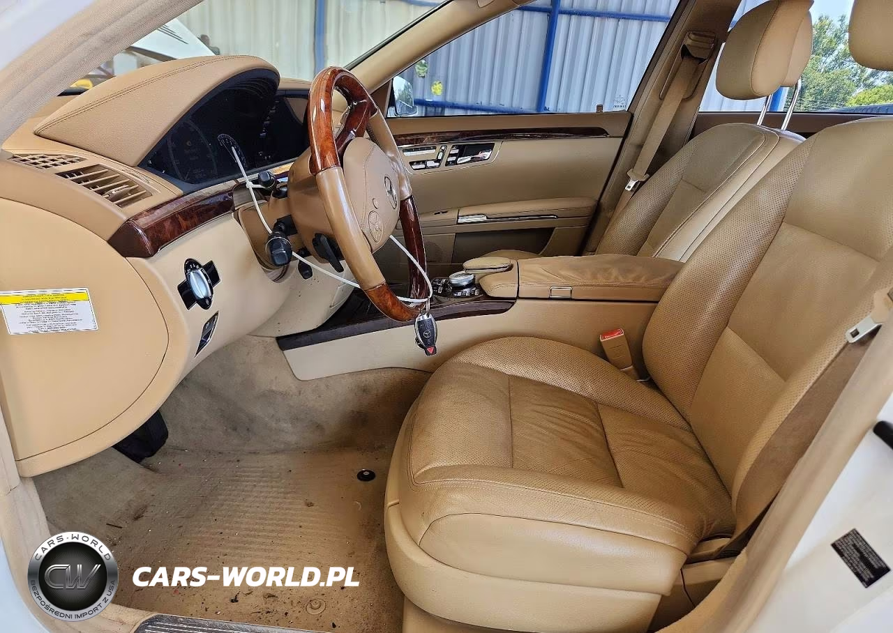 2010 Mercedes-Benz S 550 VIN:WDDNG7BB8AA340684 - 7