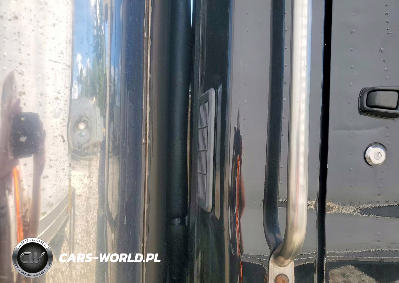 2019 Hino 258-268 Refrigerated Box Truck VIN:5PVNJ8JM6K4S51023 - 11