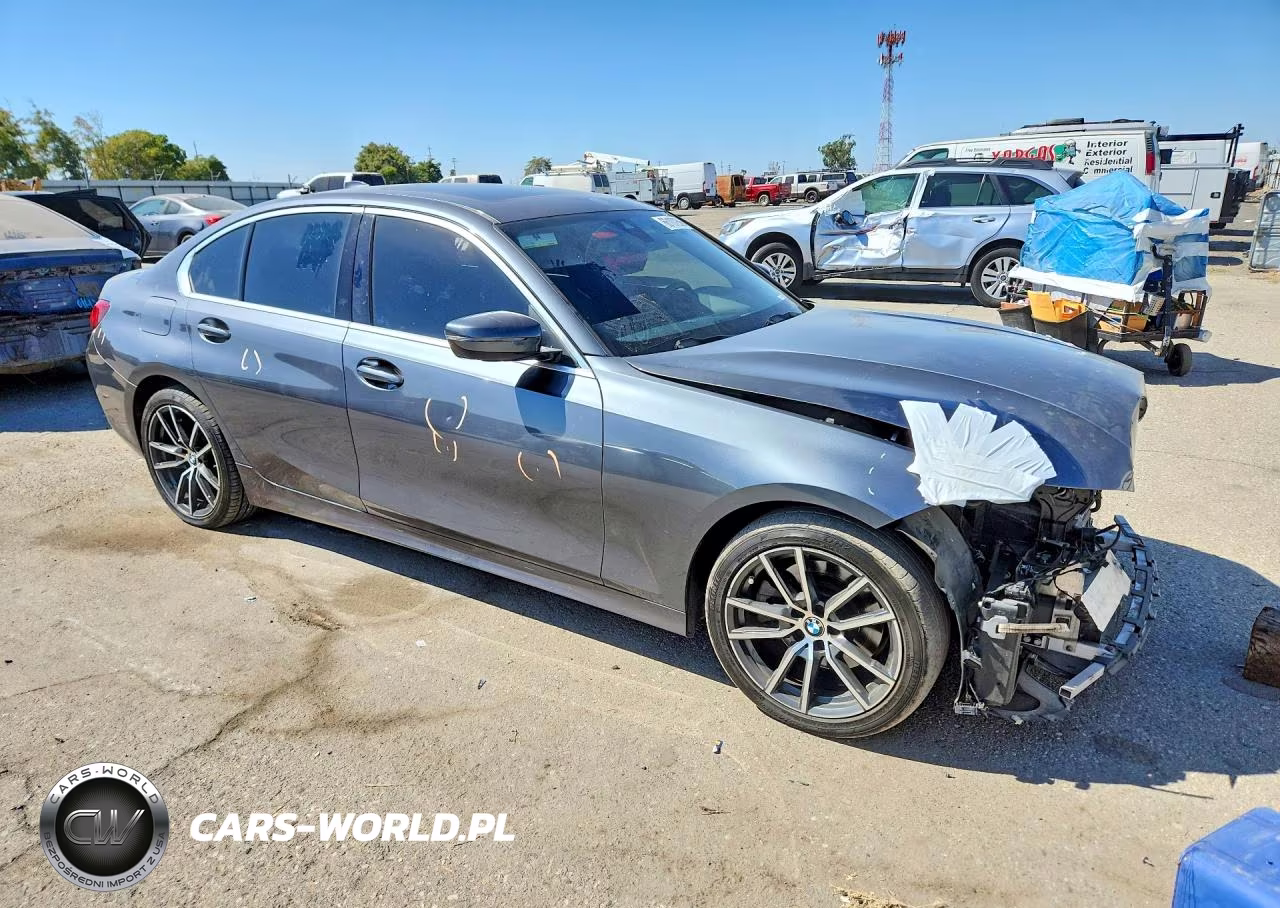 2019 BMW 330I VIN:WBA5R1C51KAK11355 - 4
