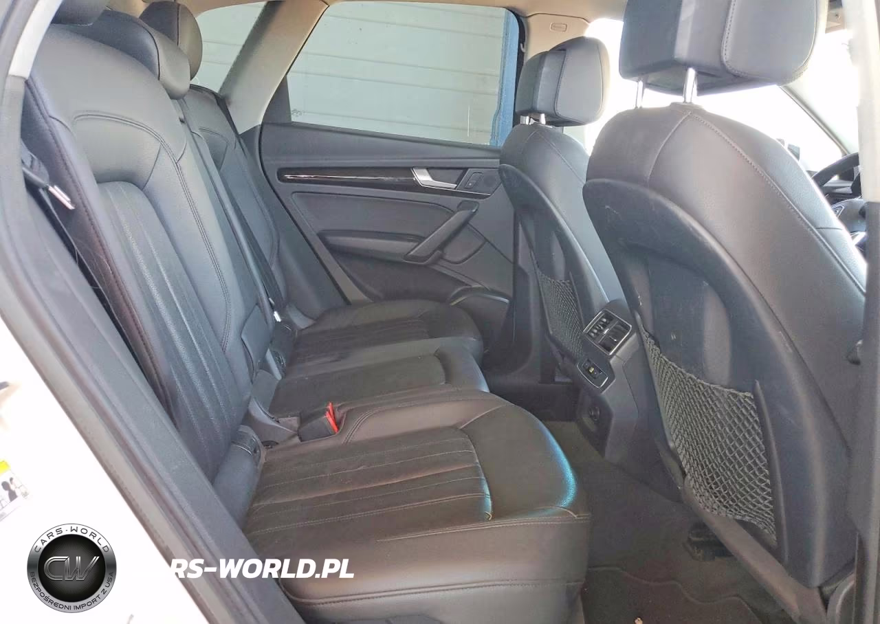 2018 Audi Q5 Premium Plus VIN:WA1BNAFY3J2104642 - 10