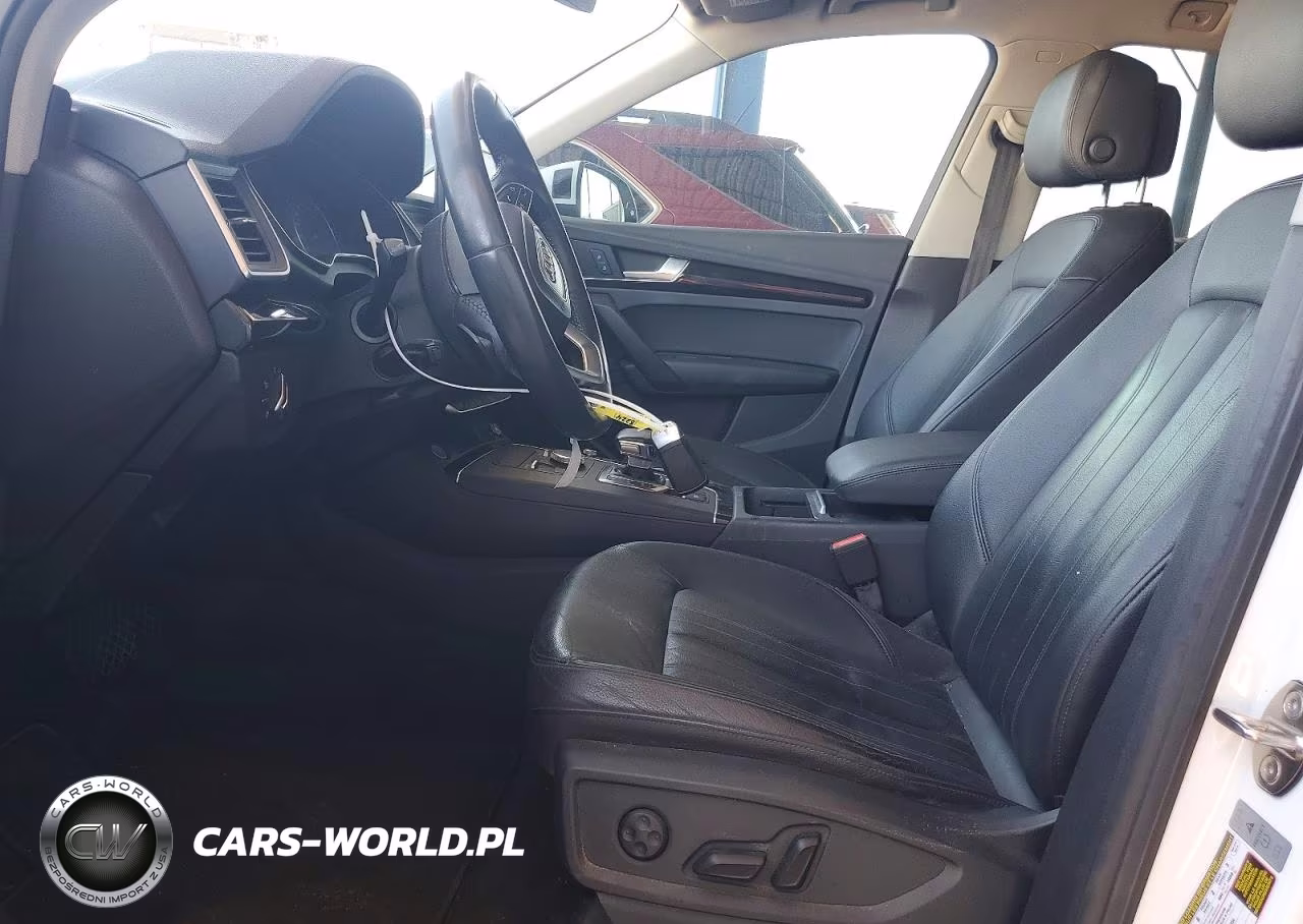2018 Audi Q5 Premium Plus VIN:WA1BNAFY3J2104642 - 7