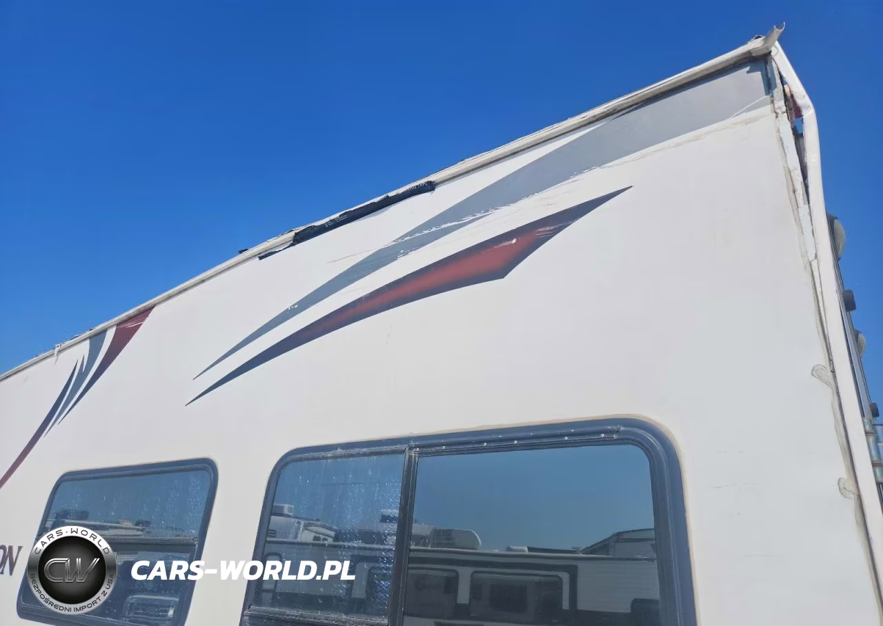 2012 Dutchmen Rubicon Camper VIN:47CTRBL27CM441650 - 9