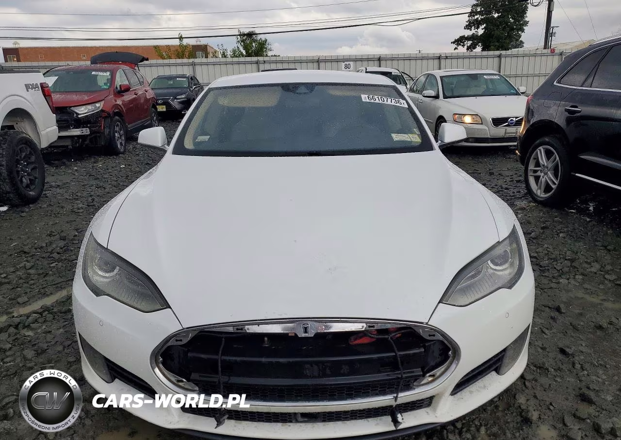 2015 Tesla Model S VIN:5YJSA1E23FF103395 - 5