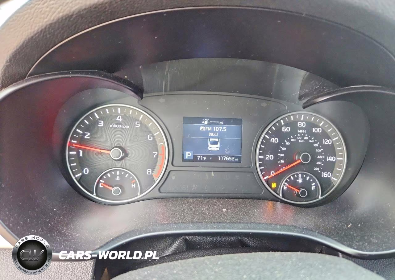 2019 Kia Optima Lx VIN:5XXGT4L30KG350457 - 9