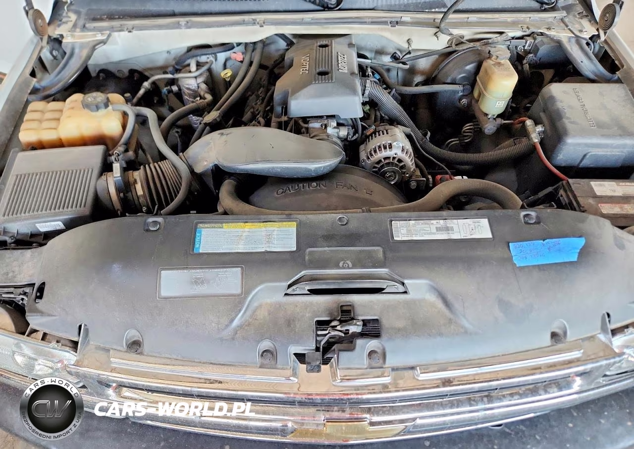 2000 Chevrolet Silverado C1500 VIN:1GCEC14T0YZ367706 - 11