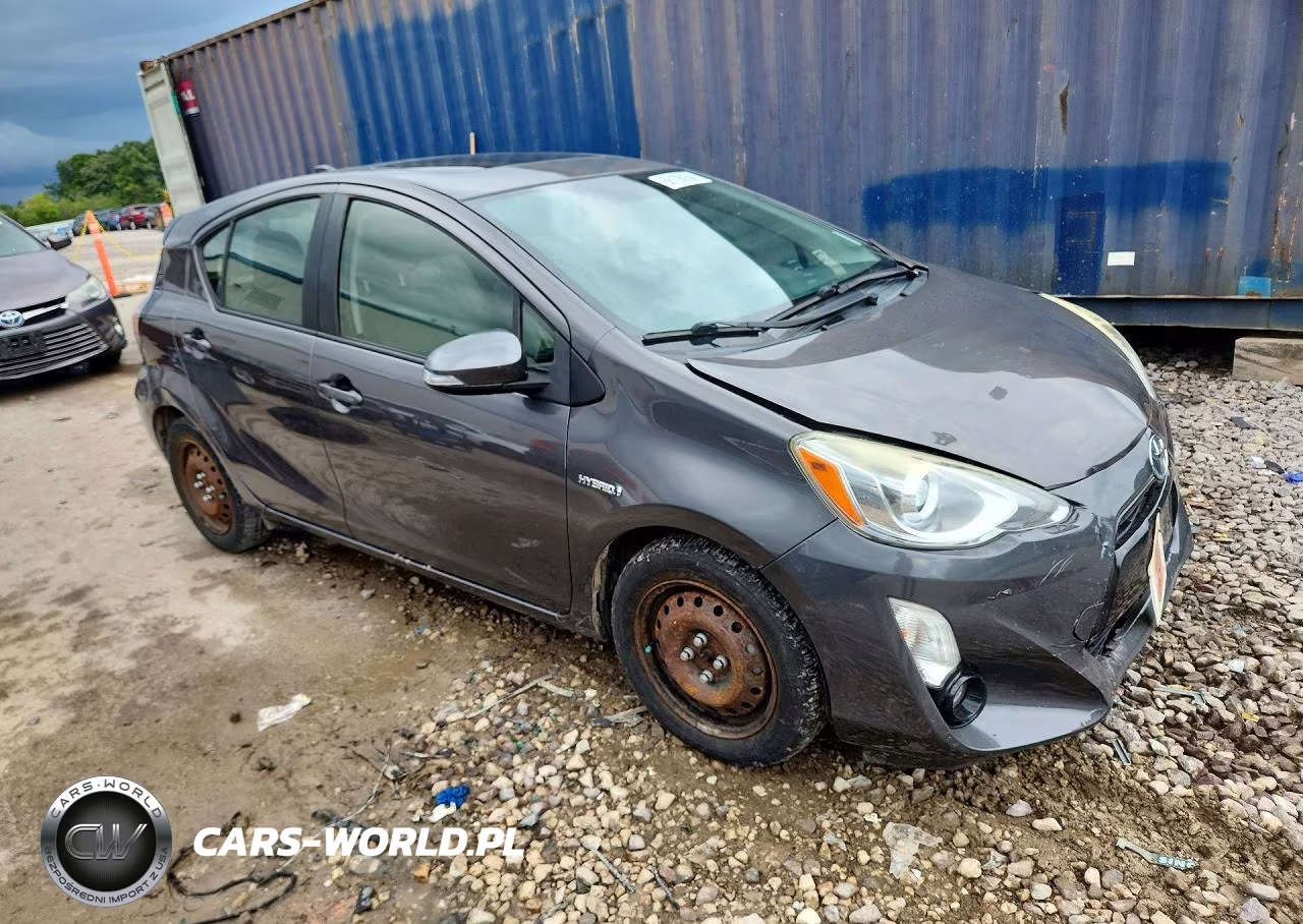 2015 Toyota Prius C Four VIN:JTDKDTB3XF1095062 - 4