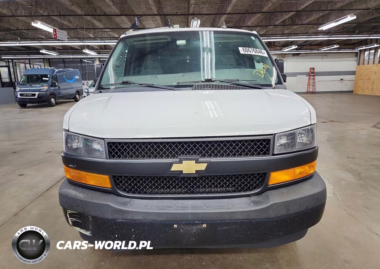 2019 Chevrolet Express G2500 VIN:1GCWGAFP2K1366653 - 5