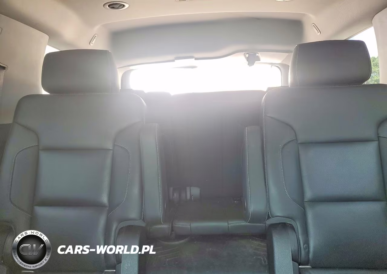 2018 Chevrolet Tahoe K1500 Premier VIN:1GNSKCKC1JR300551 - 10
