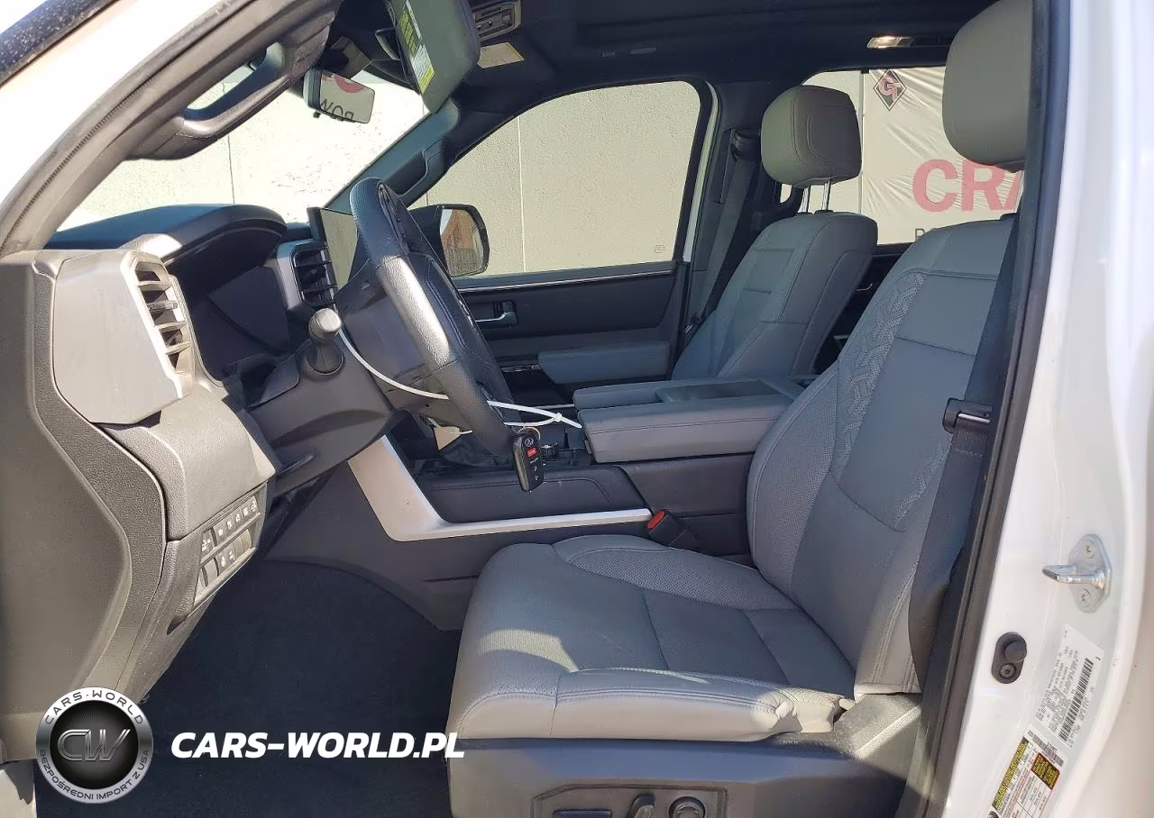 2025 Toyota Sequoia Limited VIN:7SVAAABA3SX053028 - 7