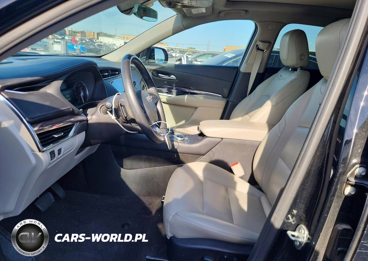 2023 Cadillac Xt4 Luxury VIN:1GYAZAR43PF105896 - 7