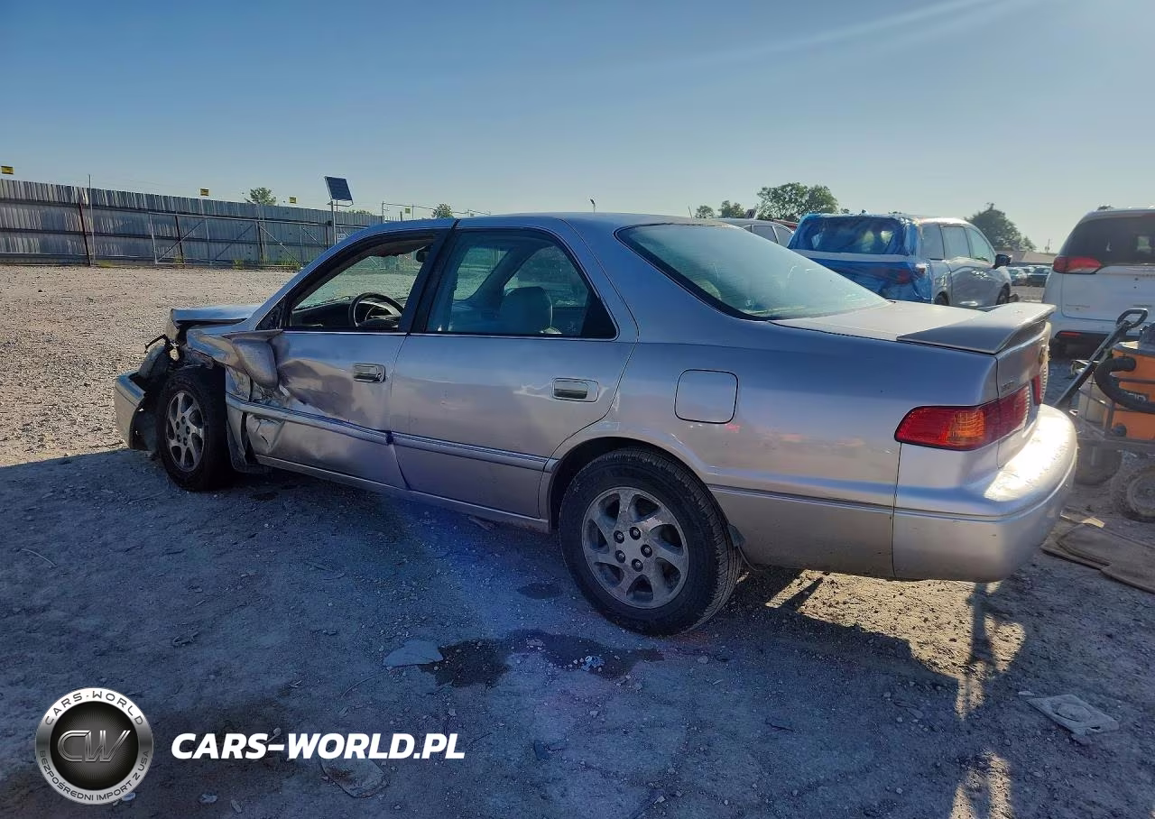 2001 Toyota Camry Xle VIN:4T1BG28K01U777872 - 2
