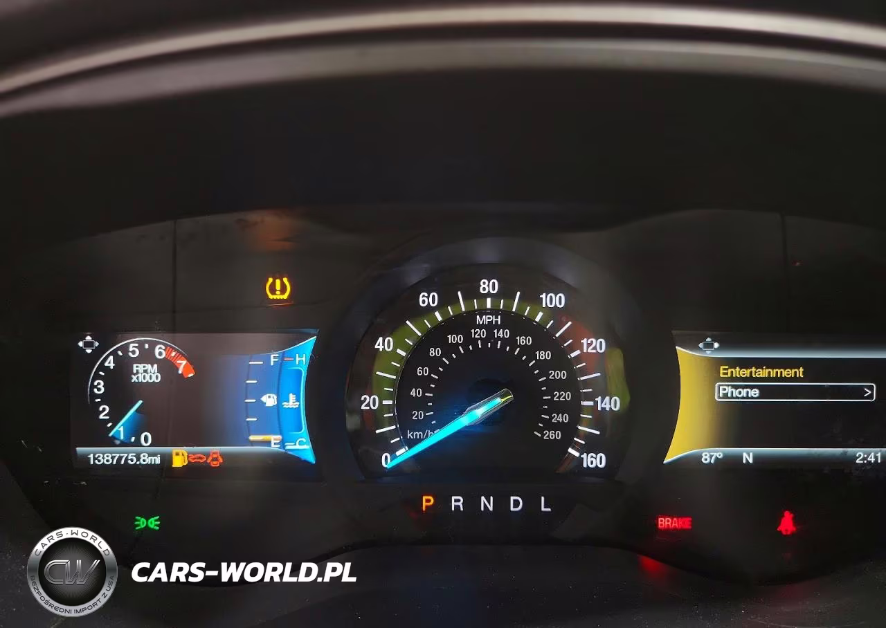 2018 Ford Fusion Se VIN:3FA6P0H71JR180197 - 9