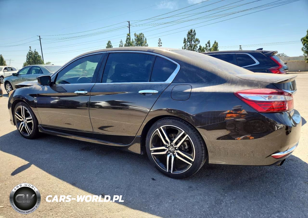 2017 Honda Accord Sport VIN:1HGCR2F5XHA249902 - 2