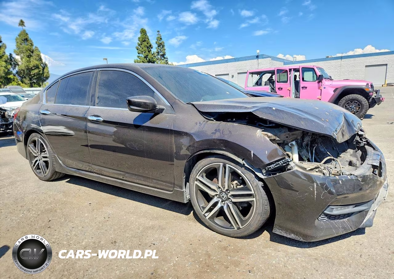 2017 Honda Accord Sport VIN:1HGCR2F5XHA249902 - 4