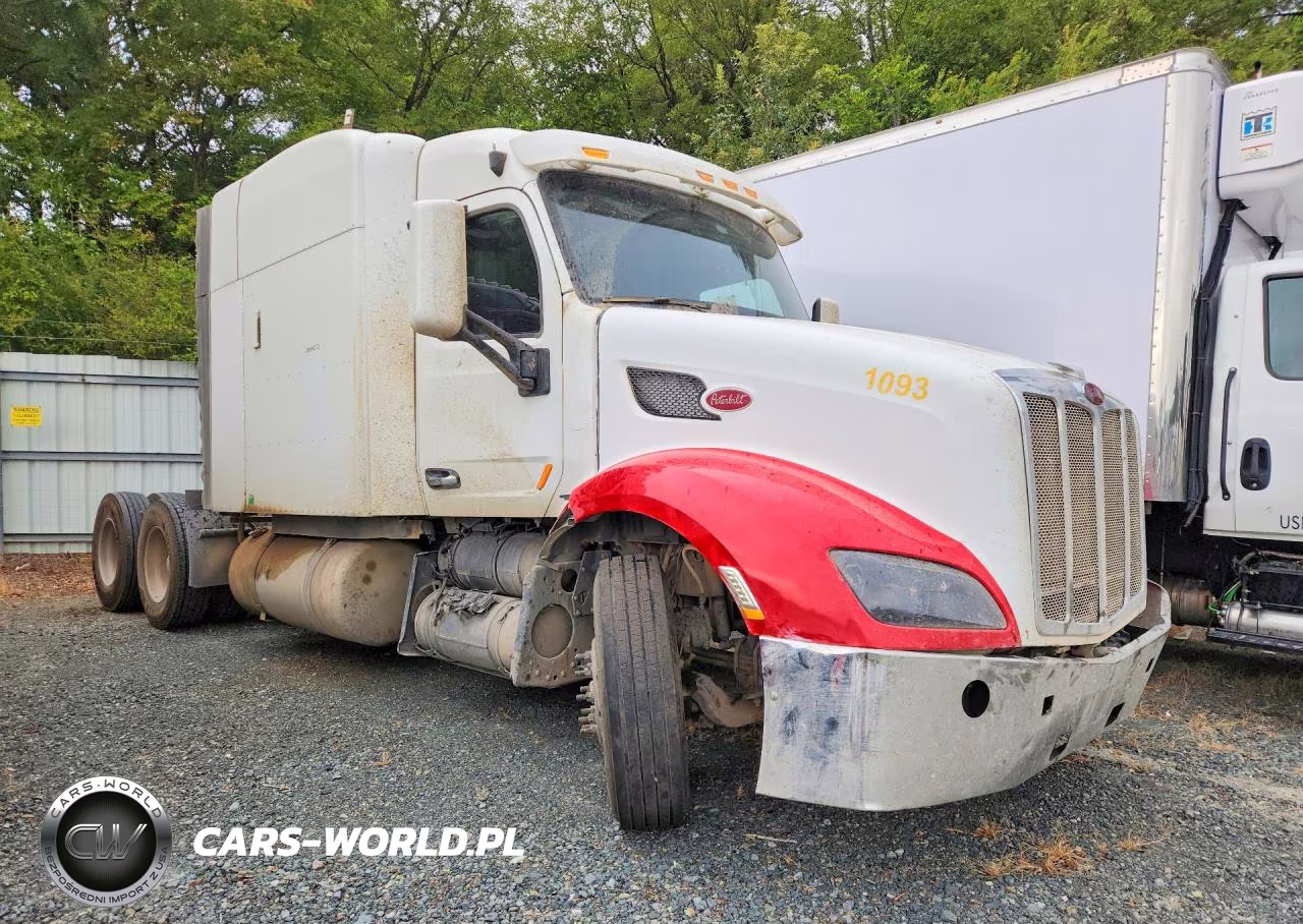 2014 Peterbilt 579 Semi Truck VIN:1XPBD49X6ED245016 - 4