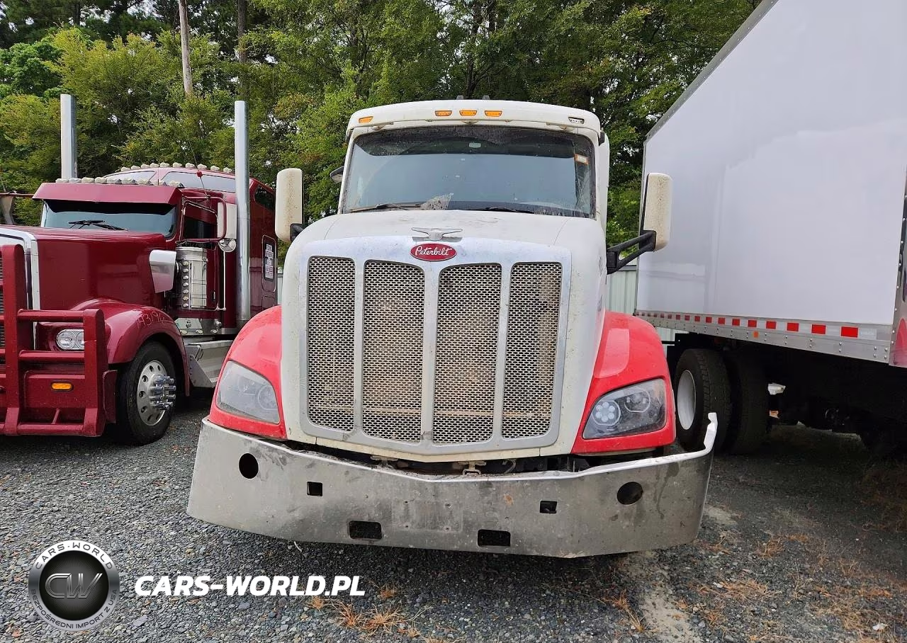 2014 Peterbilt 579 Semi Truck VIN:1XPBD49X6ED245016 - 5