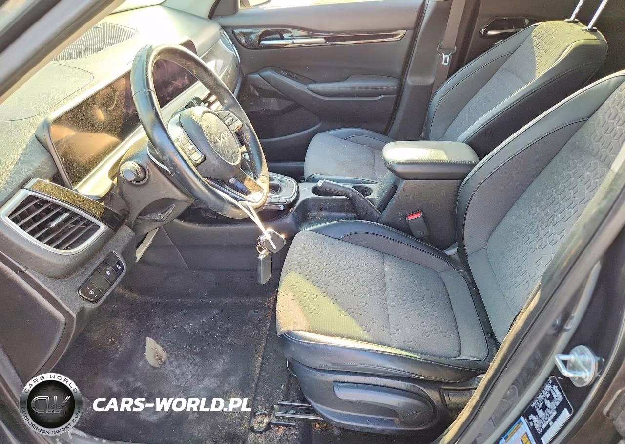 2024 Kia Seltos S VIN:KNDEU2AA6R7541863 - 7