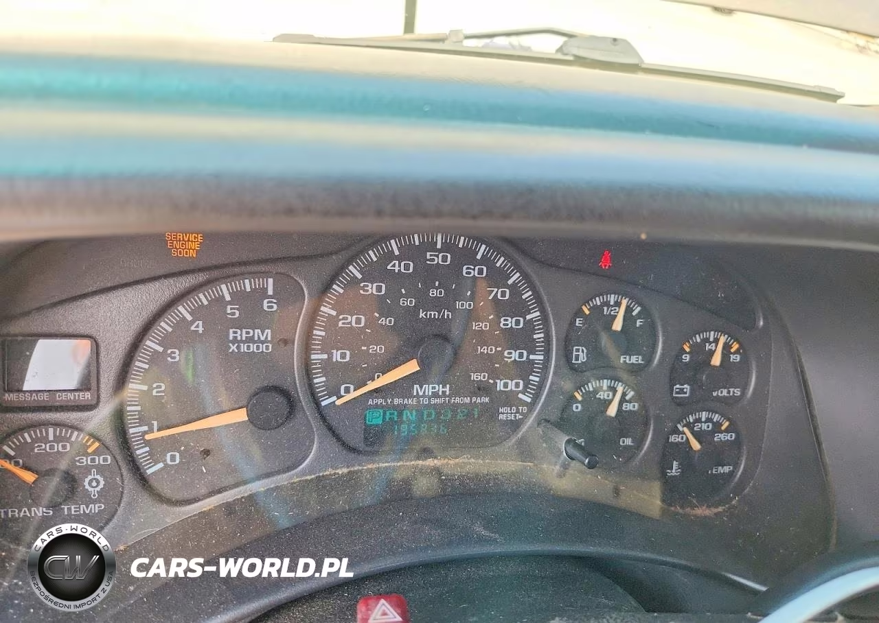 2002 GMC Sierra C1500 Heavy Duty VIN:1GTGC13U42F193151 - 9