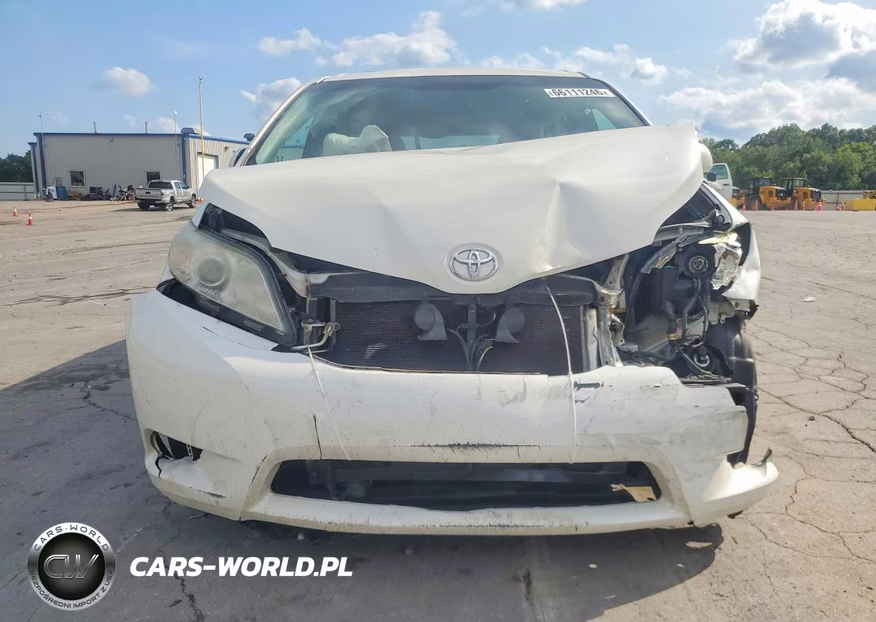 2017 Toyota Sienna Xle Premium 8-Passenger VIN:5TDYZ3DC5HS770704 - 5