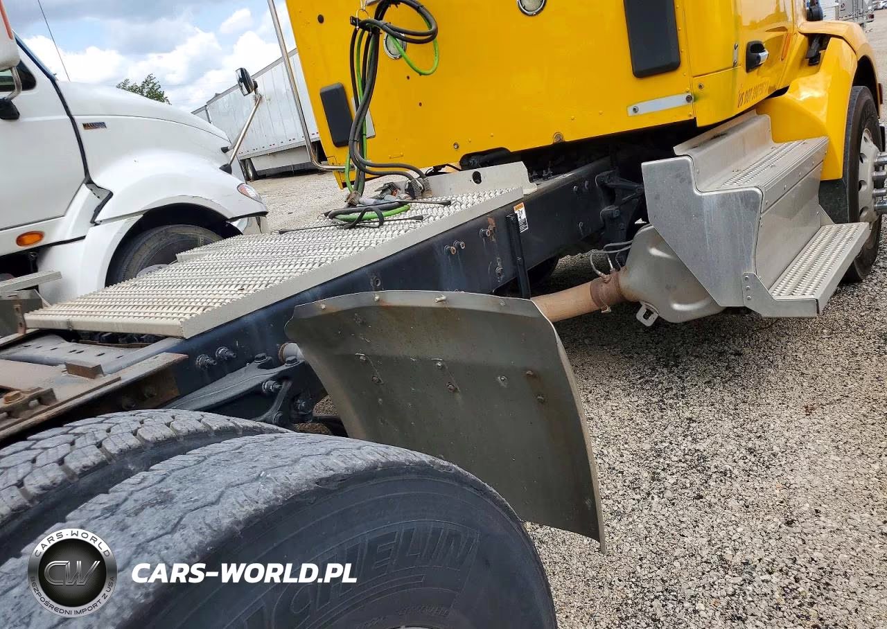2019 Peterbilt 579 VIN:1XPBDP9X6KD610033 - 13