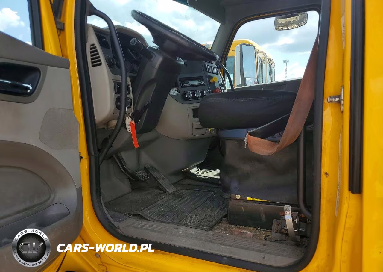 2019 Peterbilt 579 VIN:1XPBDP9X6KD610033 - 7