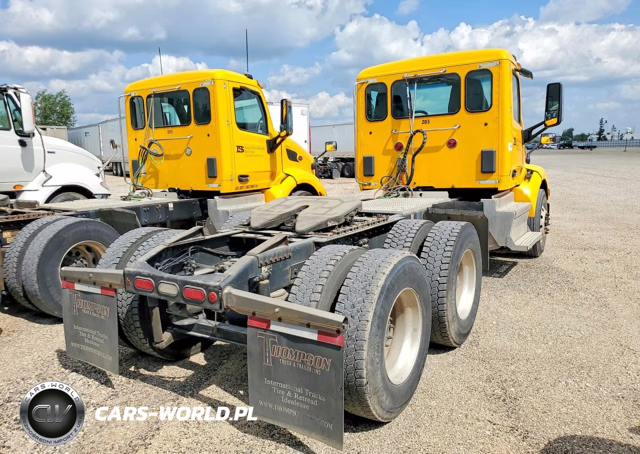 2019 Peterbilt 579 VIN:1XPBDP9X3KD610023 - 3