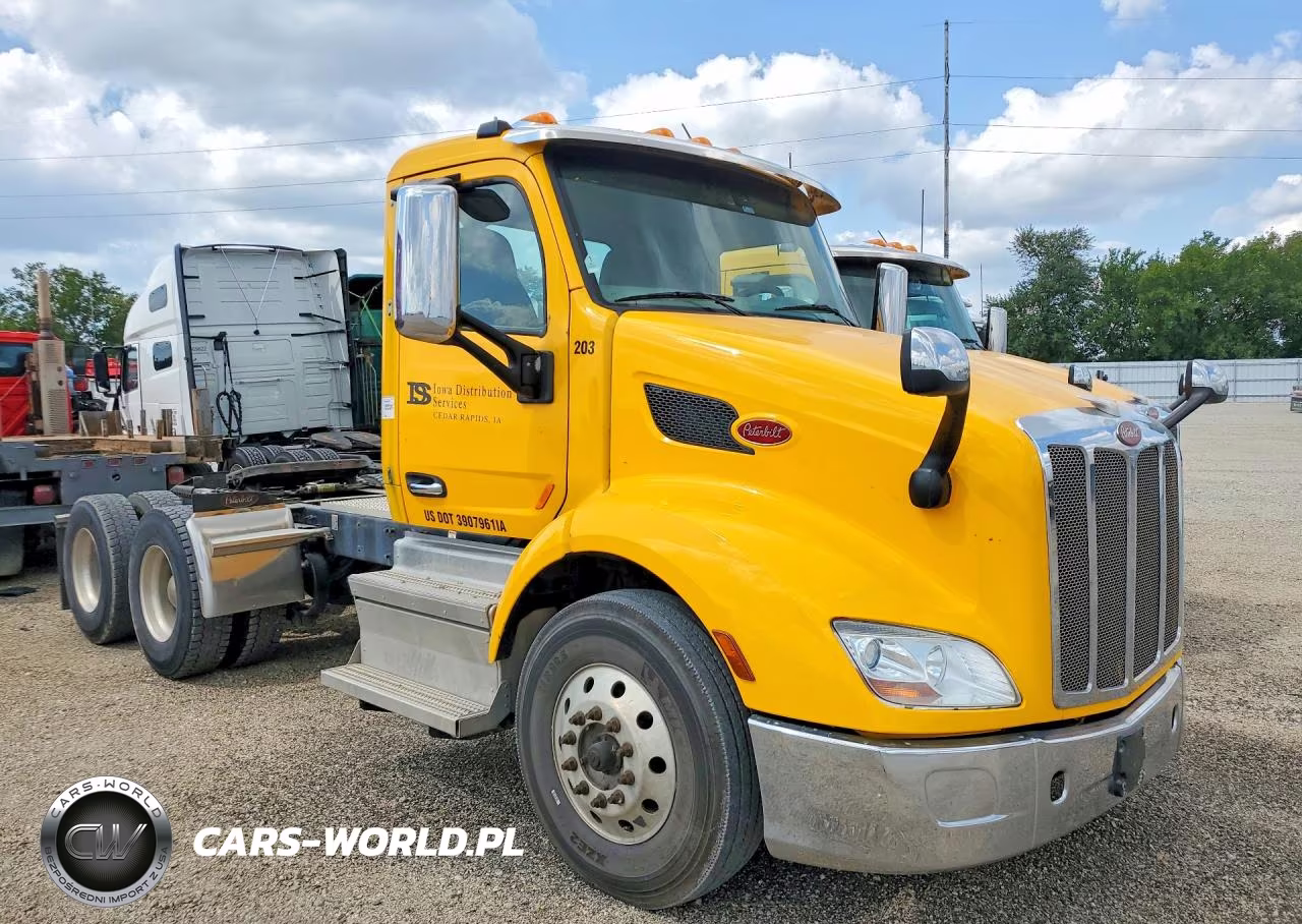 2019 Peterbilt 579 VIN:1XPBDP9X3KD610023 - 4