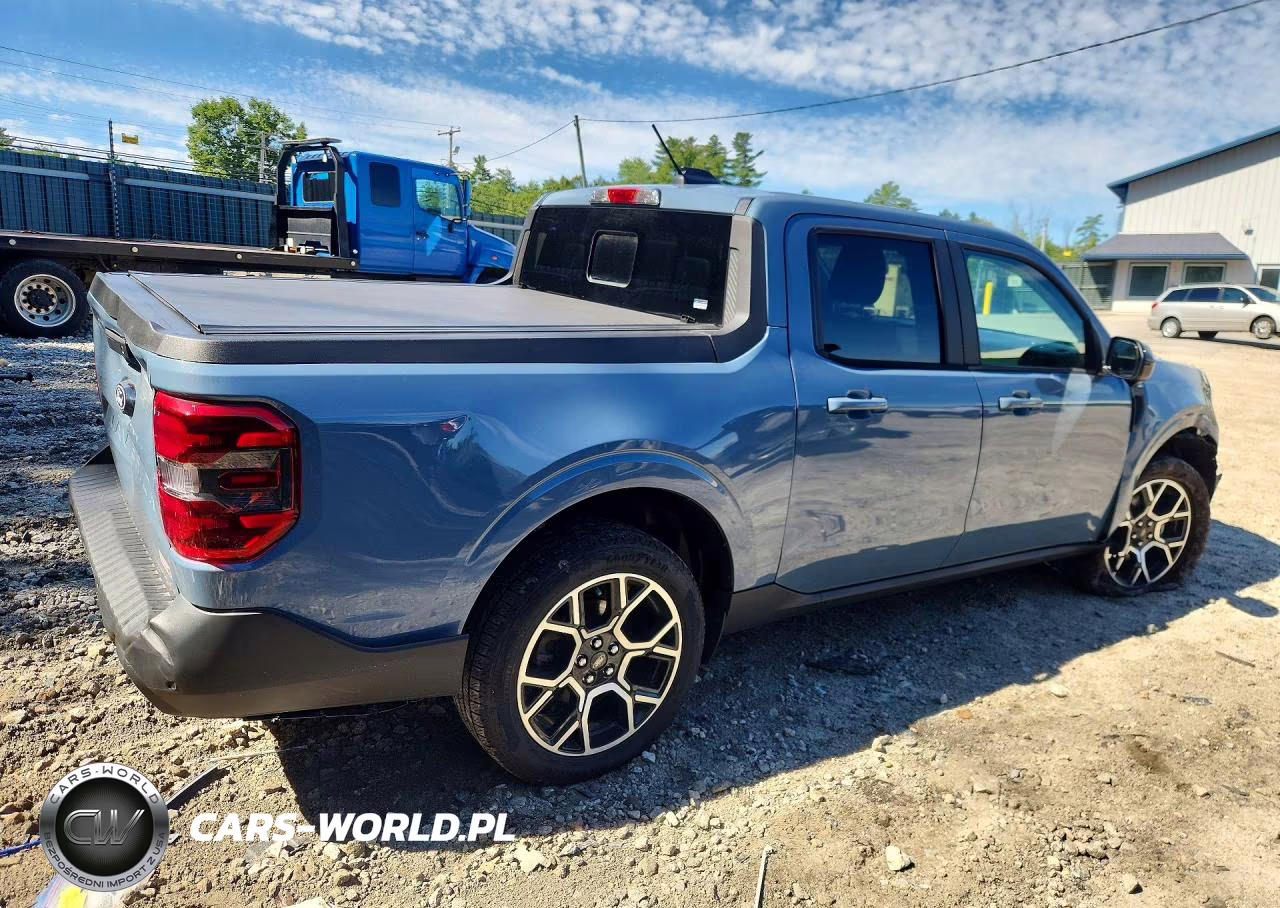 2025 Ford Maverick Lariat VIN:3FTTW8S34SRA03617 - 3