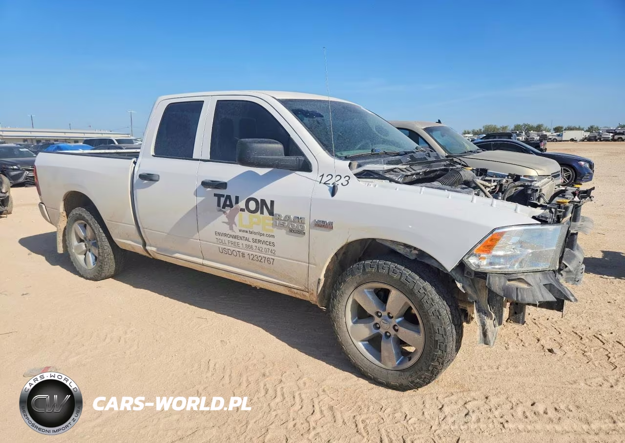 2019 Ram 1500 Classic Tradesman VIN:1C6RR7FT7KS726041 - 4