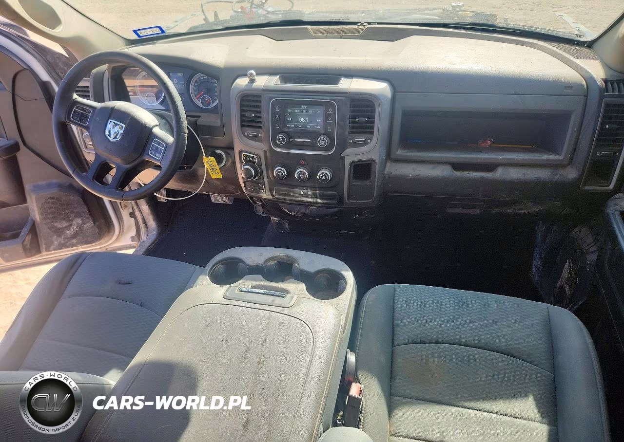 2019 Ram 1500 Classic Tradesman VIN:1C6RR7FT7KS726041 - 8