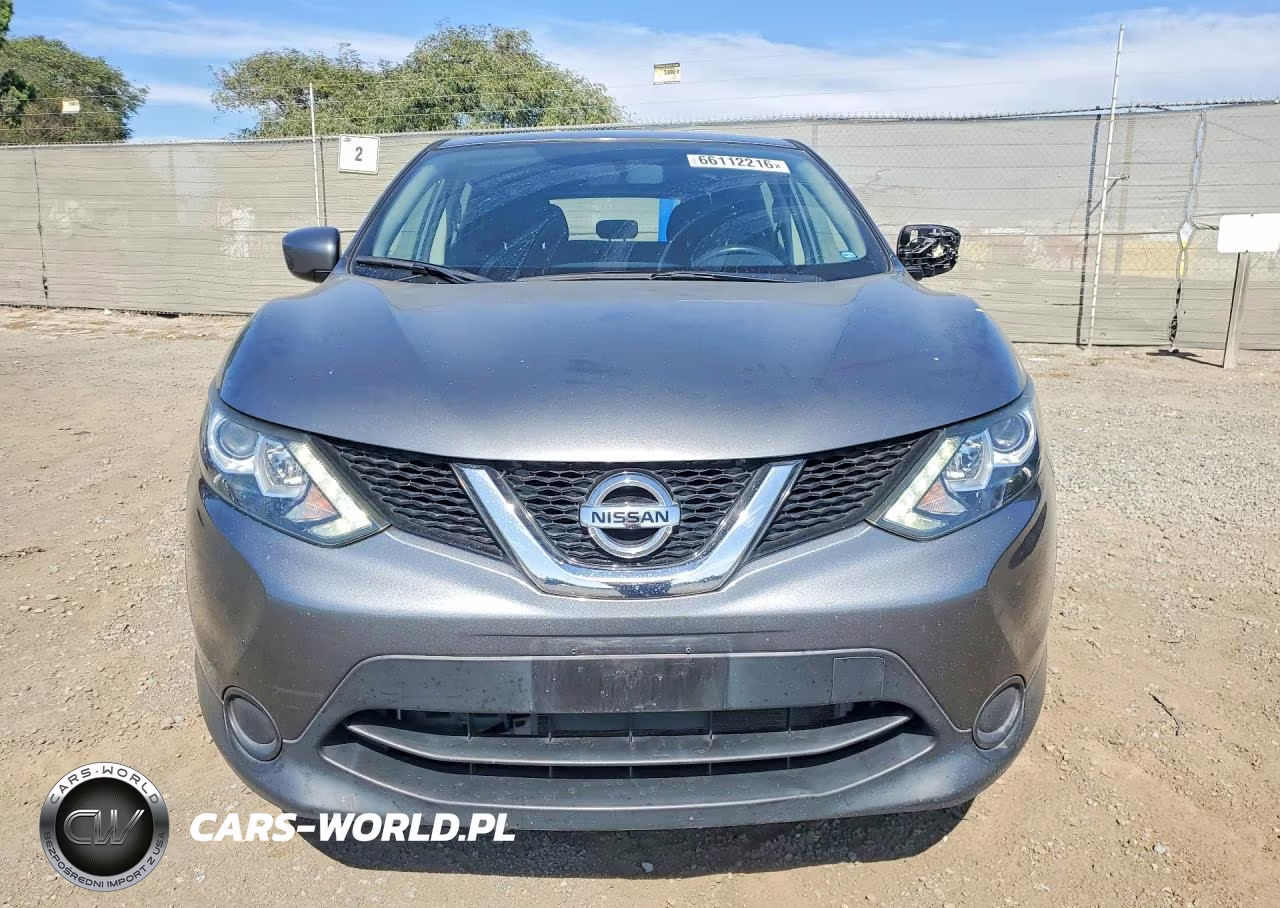 2017 Nissan Rogue Sport S VIN:JN1BJ1CP3HW029833 - 5