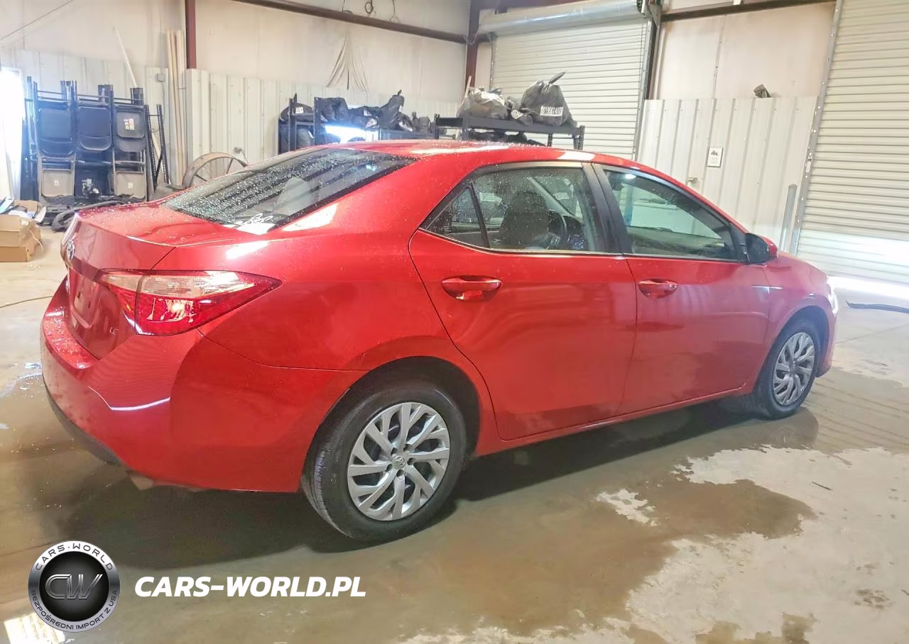 2019 Toyota Corolla Le VIN:5YFBURHE1KP938423 - 3