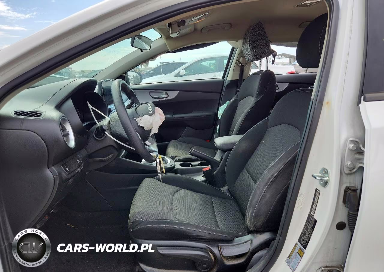 2024 Kia Forte Lx VIN:3KPF24AD0RE824159 - 7