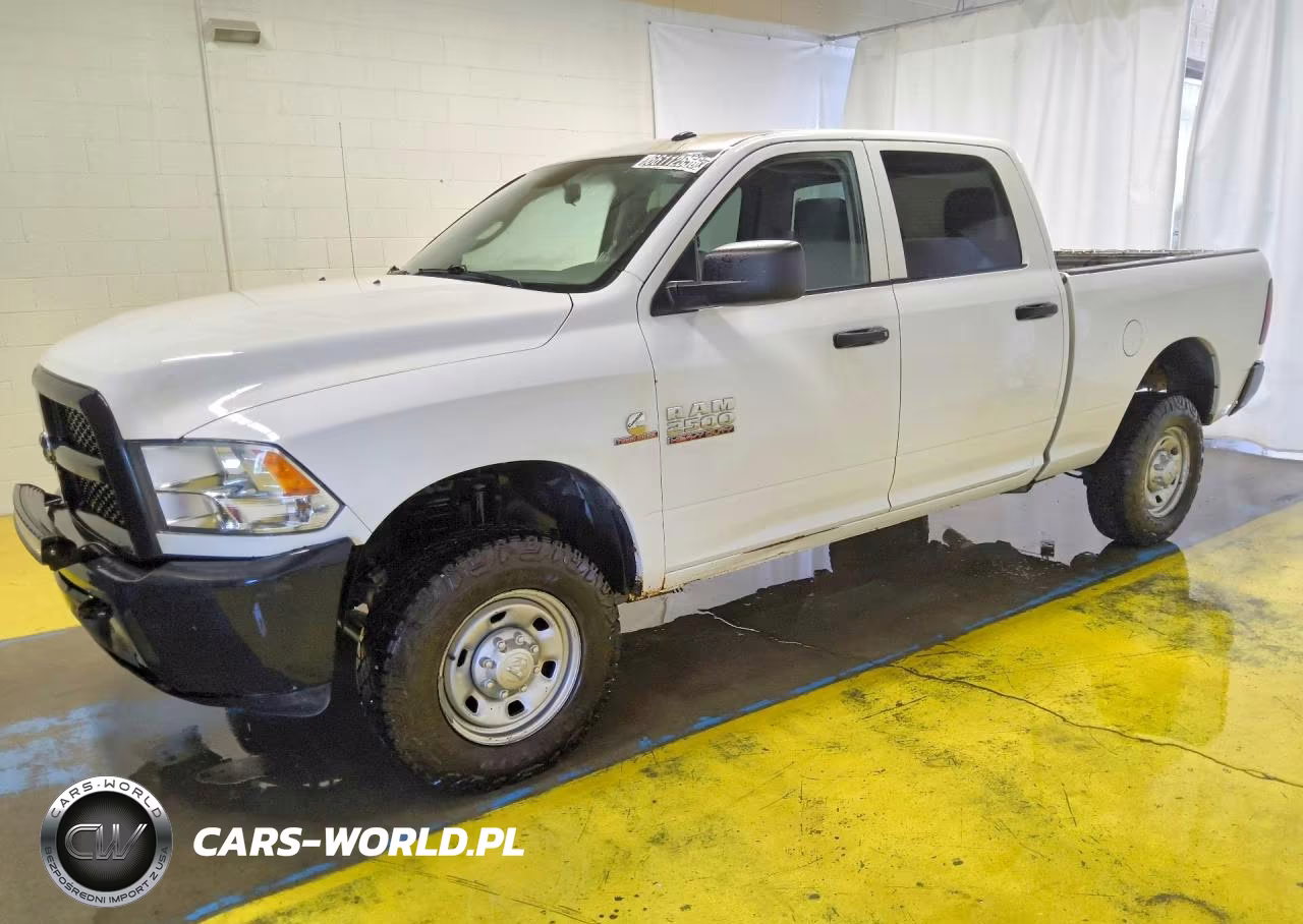 2018 Ram 2500 St VIN:3C6UR5CLXJG282484 - 1