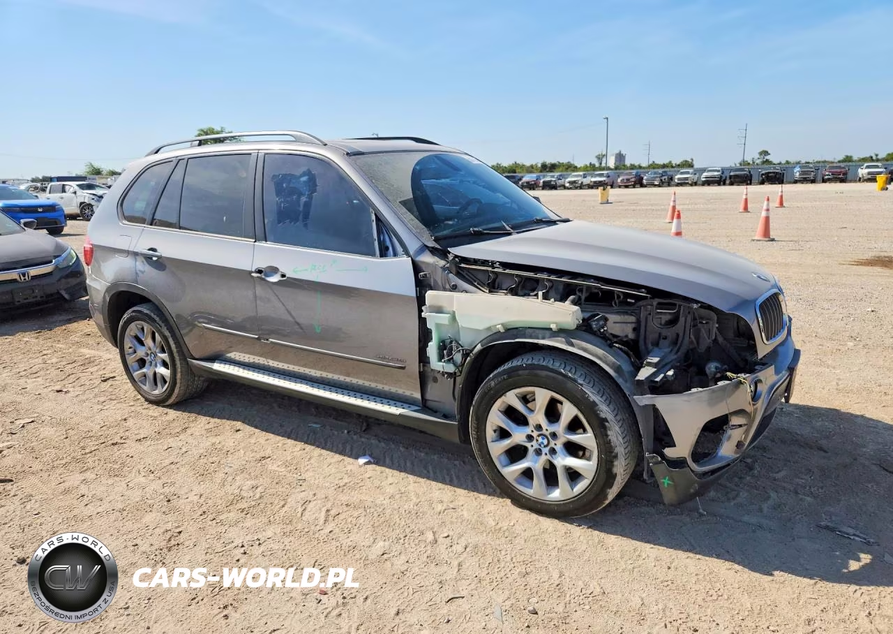 2012 BMW X5 xDrive35I VIN:5UXZV4C50CL985408 - 4