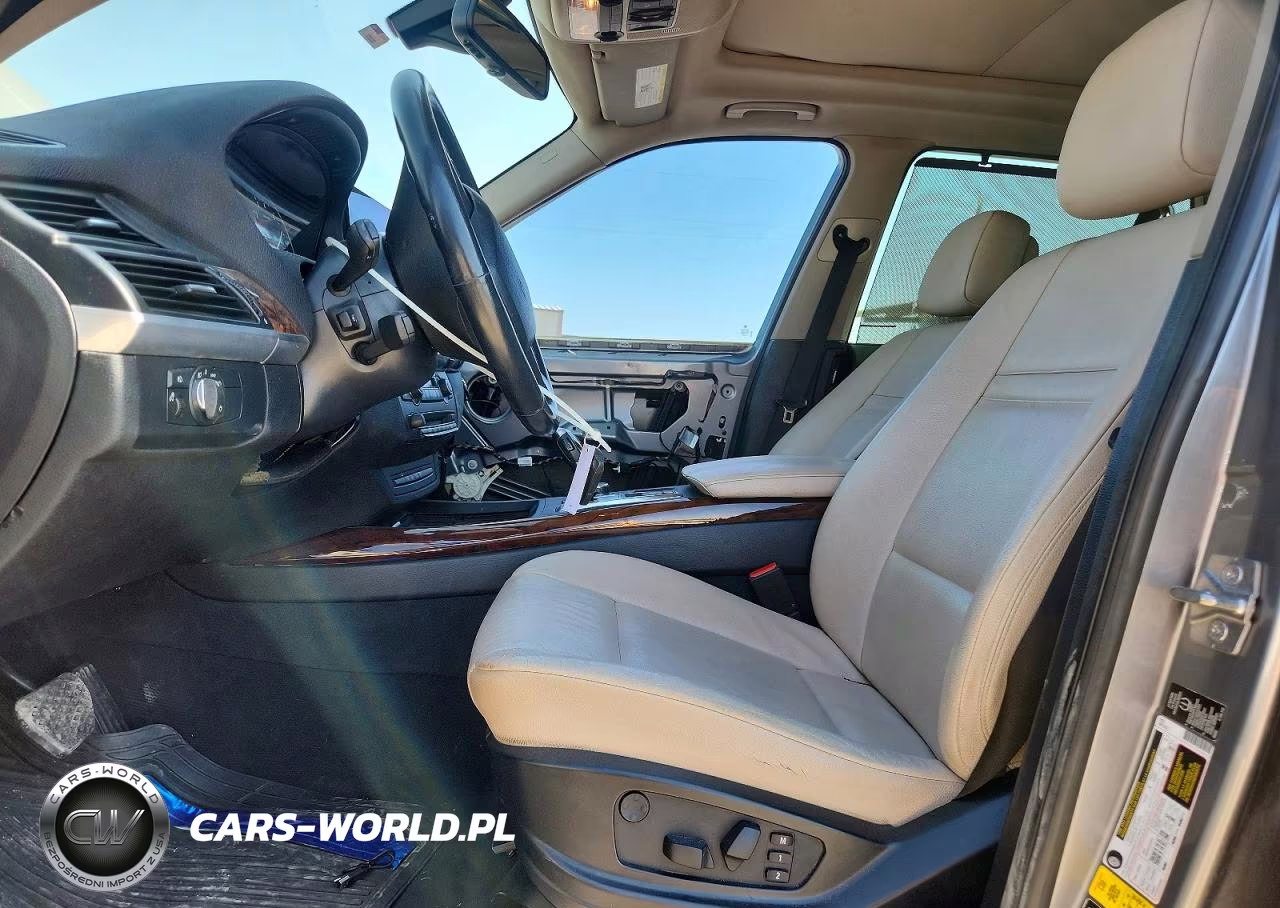 2012 BMW X5 xDrive35I VIN:5UXZV4C50CL985408 - 7