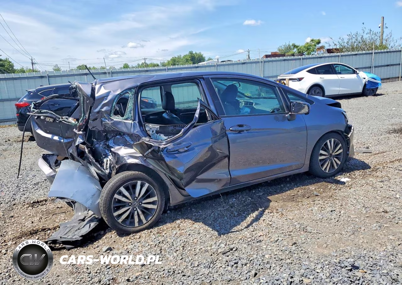 2015 Honda Fit Ex VIN:3HGGK5H80FM748058 - 3