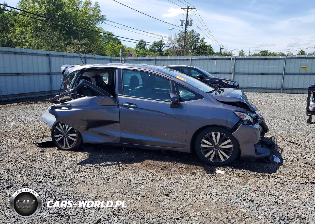 2015 Honda Fit Ex VIN:3HGGK5H80FM748058 - 4