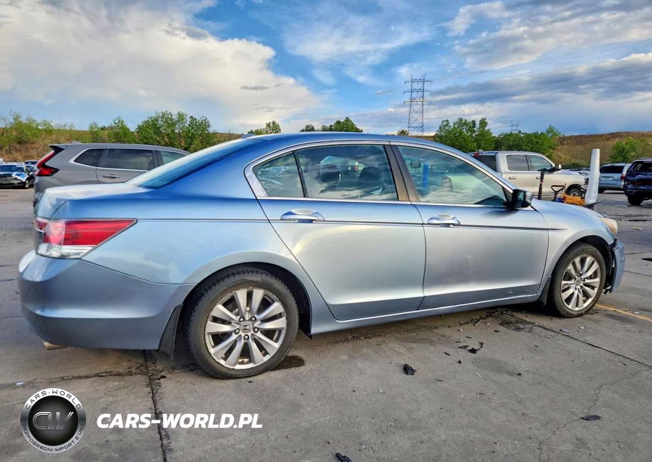 2012 Honda Accord Exl VIN:1HGCP3F84CA000736 - 3
